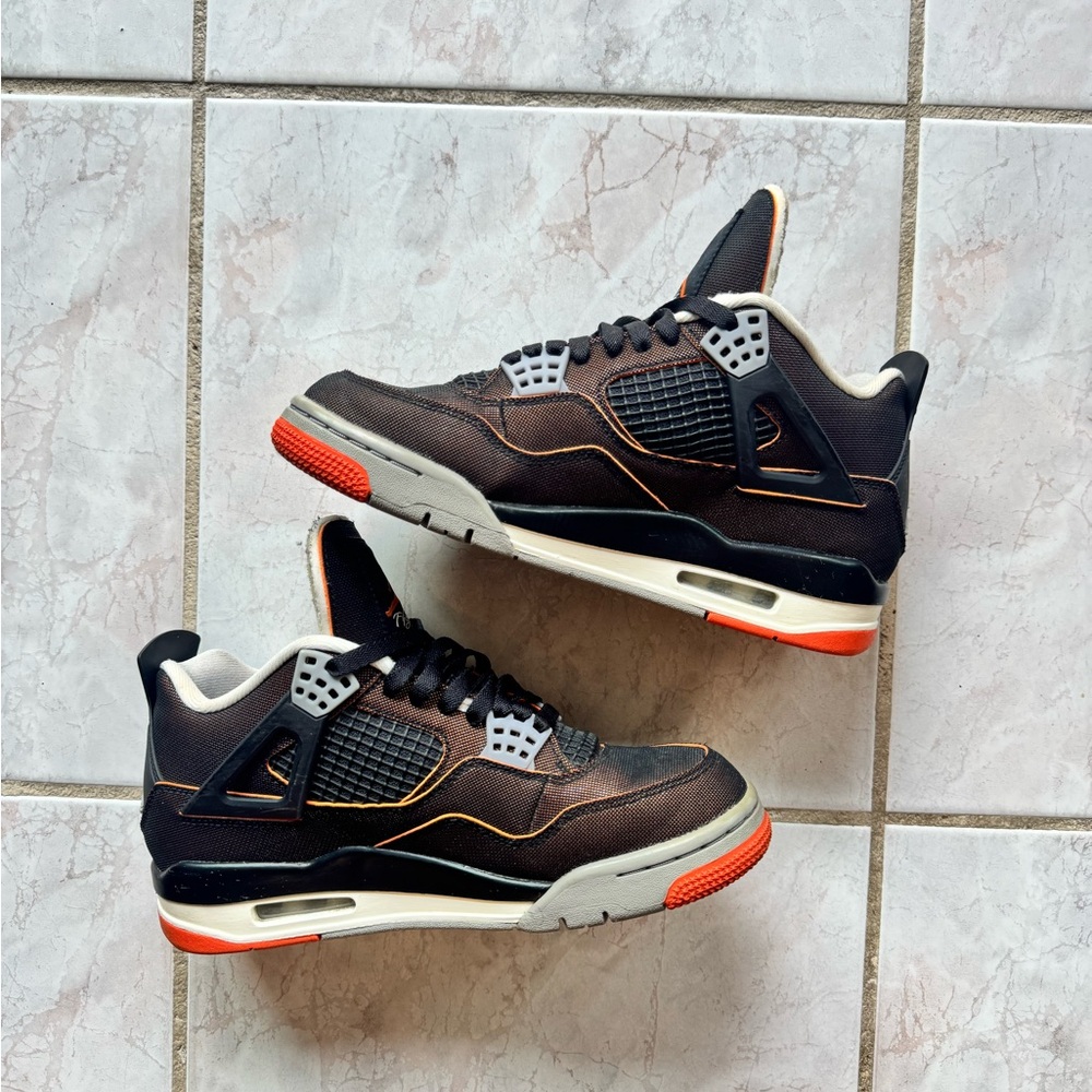 Air Jordan 4 Retro ‘Starfish’ Sneakers